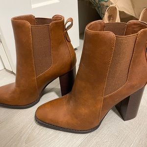 Just Fab heeled boots